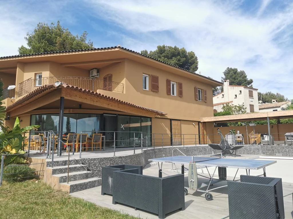 Maison et terrasse, chantier Rénovation Castagne